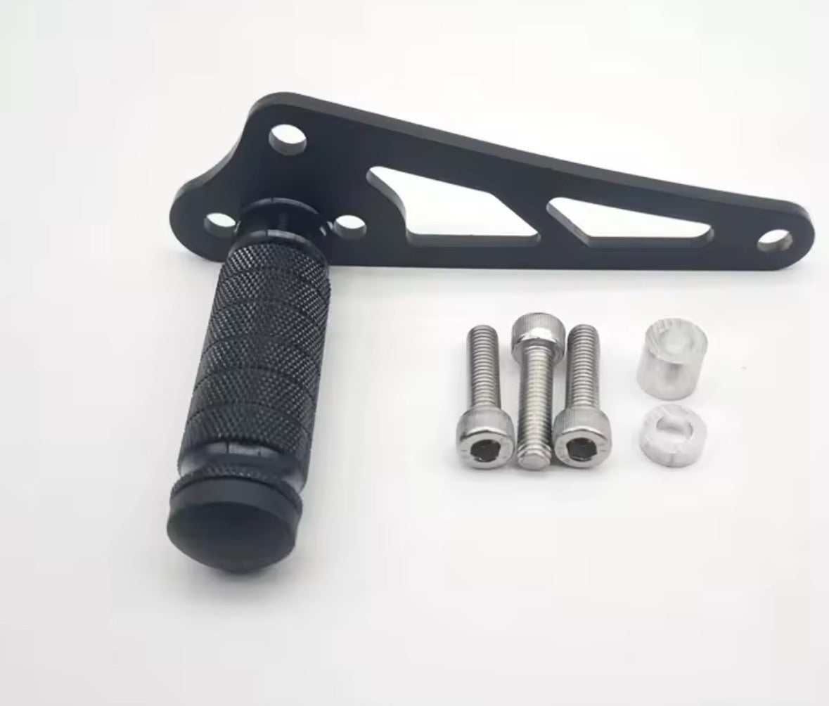 Talaria XXX footlock all black